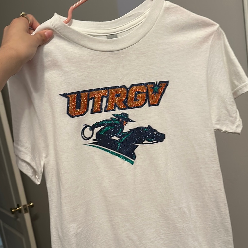 UTRGV Graphic T-Shirt